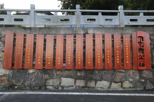 中文博彩平台